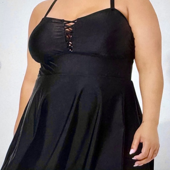 Torrid Black Lattice Wireless One- Piece Swim Dress NWOT - Picture 3 of 16